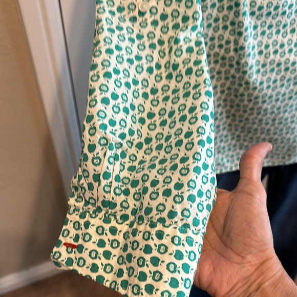 Green Patterned 1/2 button top size 10 - Picture 2 of 8